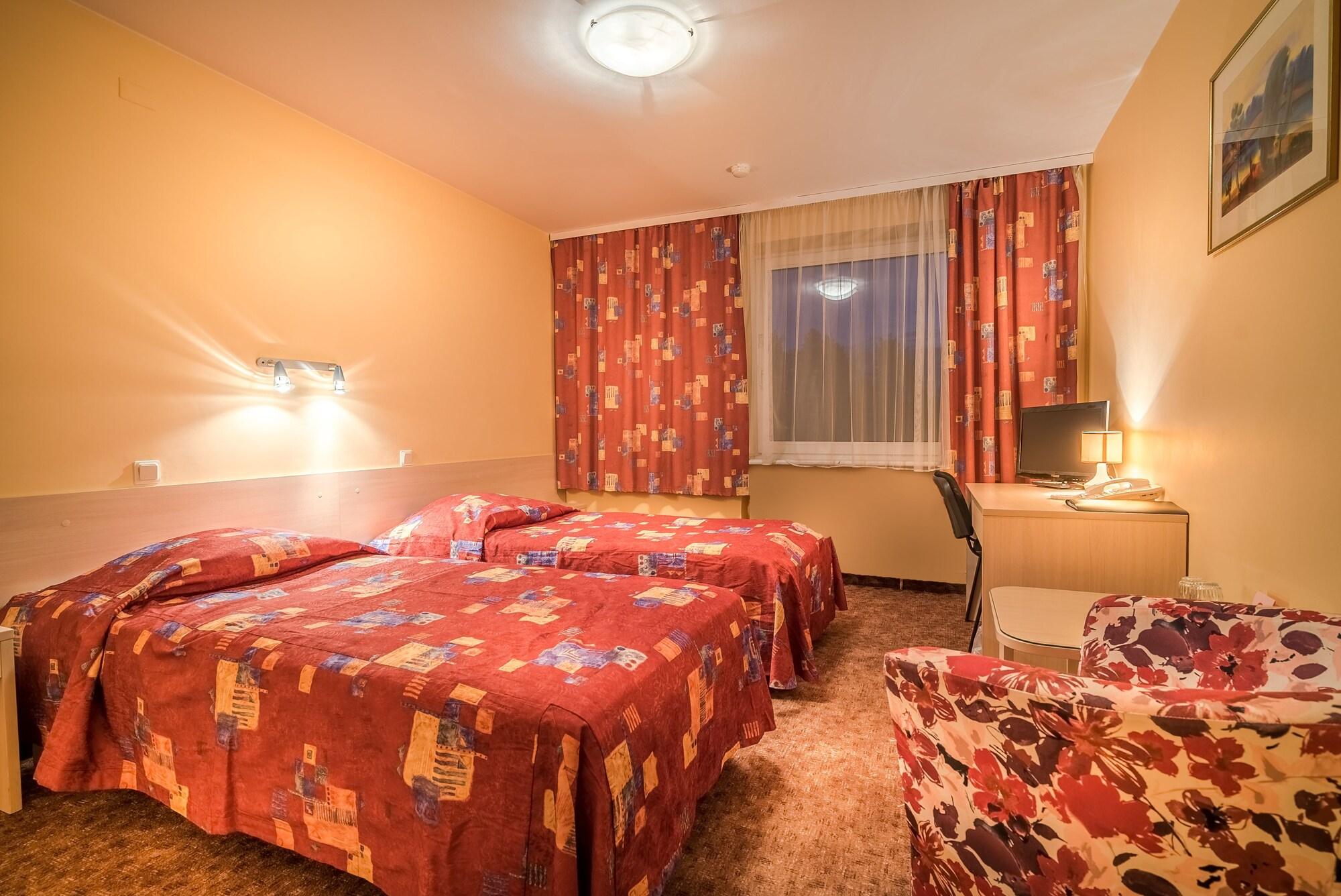 Karolina Park Hotel VNO Eksteriør bilde