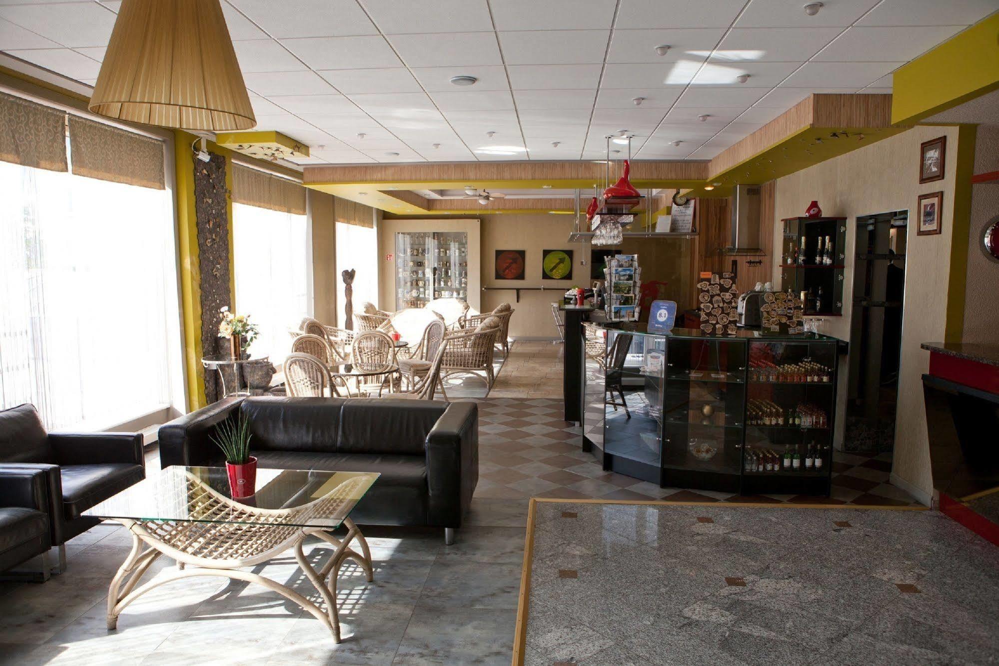 Karolina Park Hotel VNO Eksteriør bilde