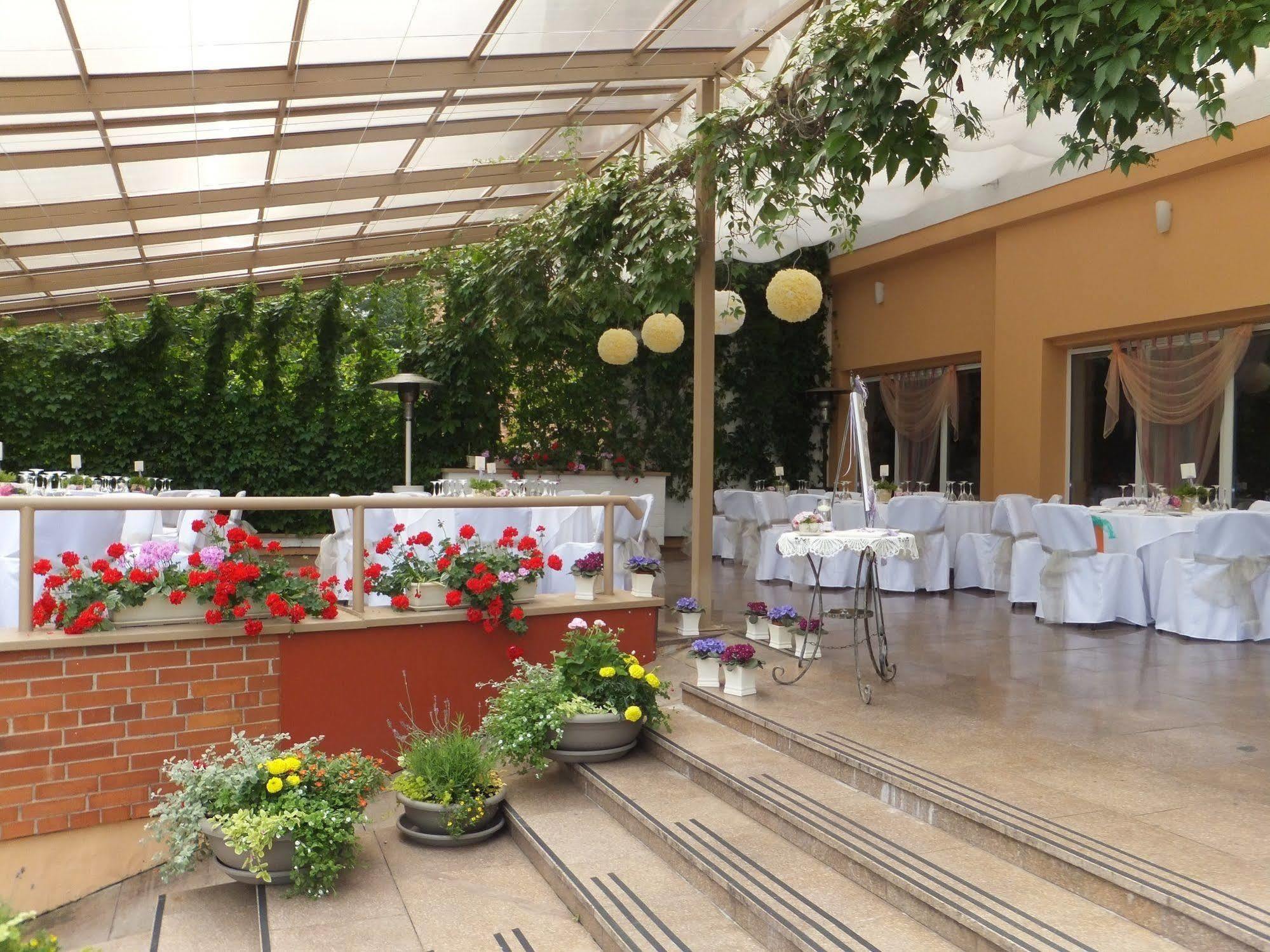 Karolina Park Hotel VNO Eksteriør bilde