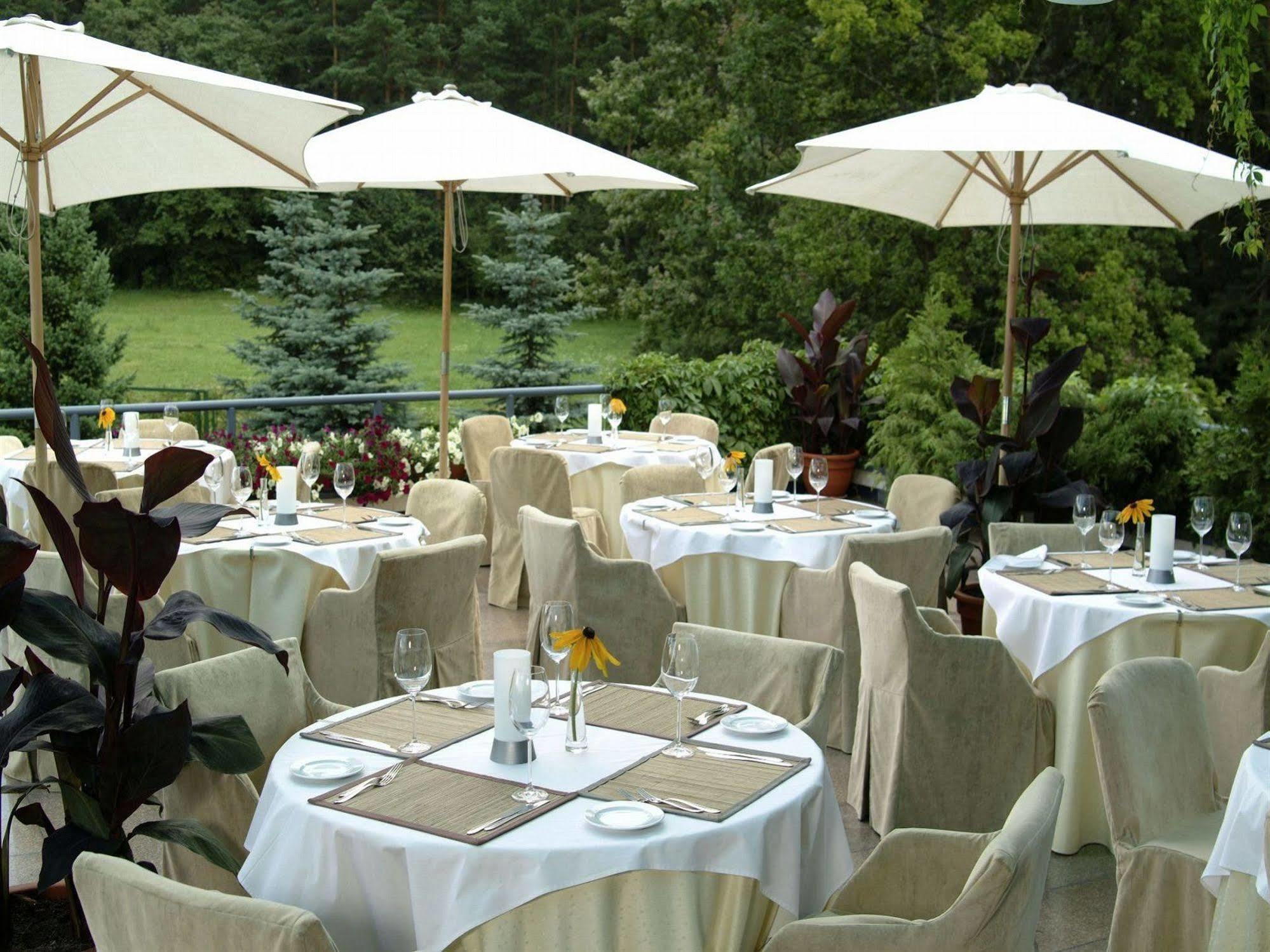 Karolina Park Hotel VNO Eksteriør bilde