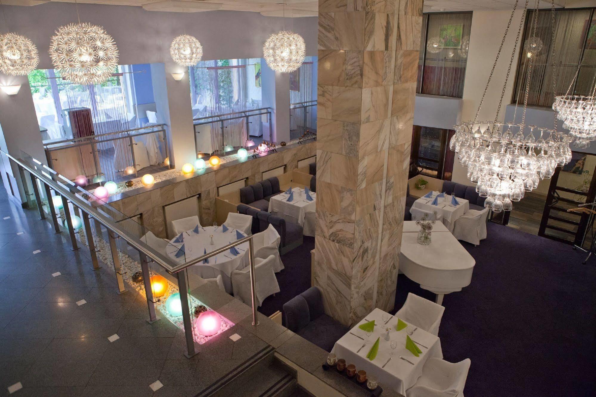 Karolina Park Hotel VNO Eksteriør bilde