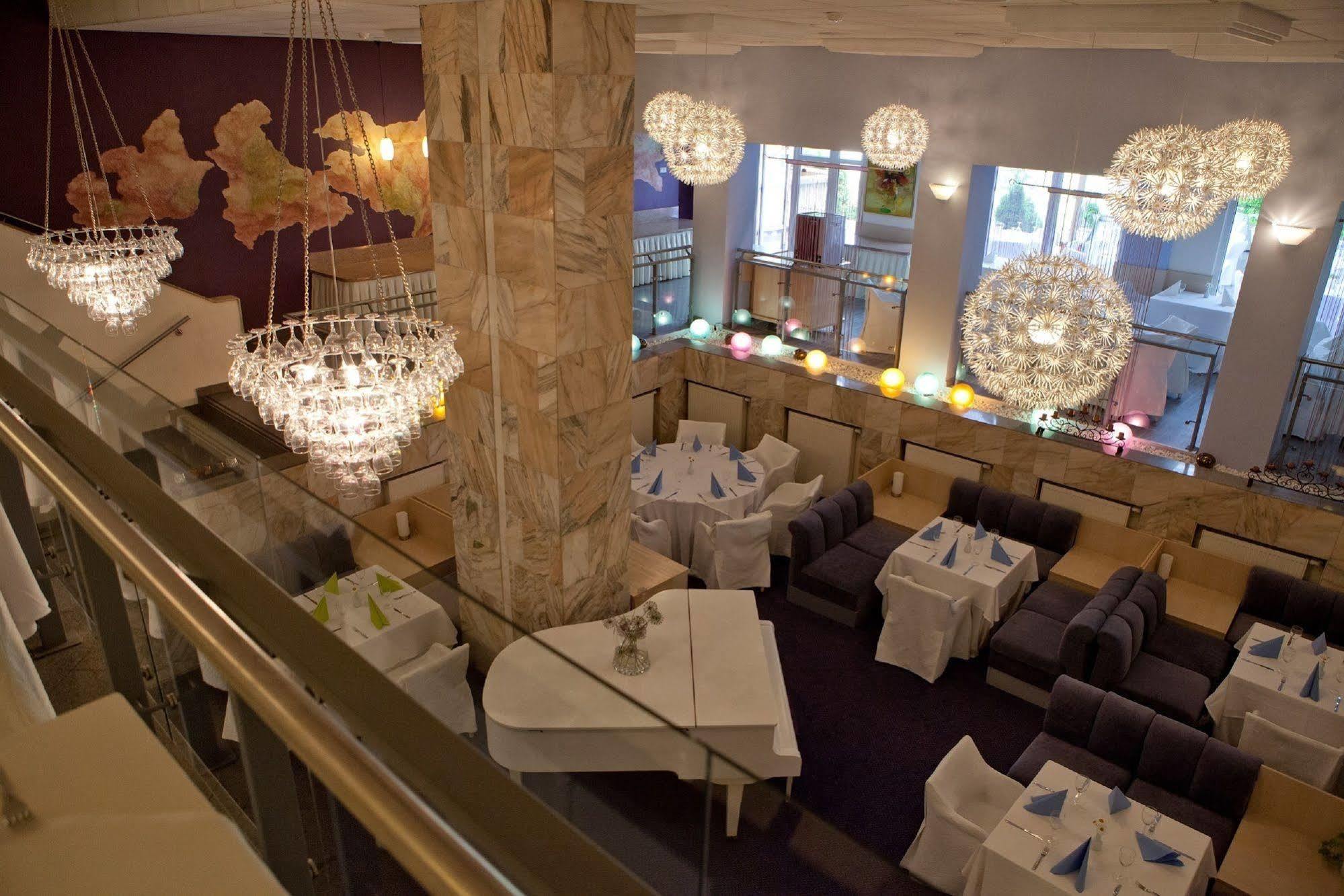 Karolina Park Hotel VNO Eksteriør bilde