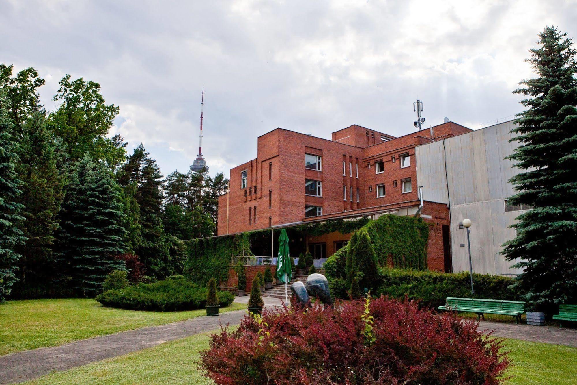 Karolina Park Hotel VNO Eksteriør bilde